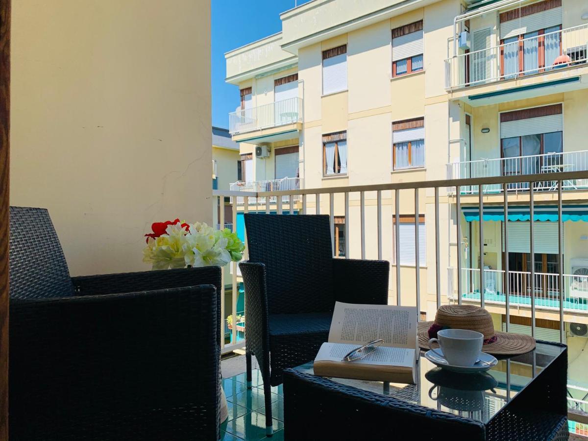 Apartmán Sorrento Moon Exteriér fotografie