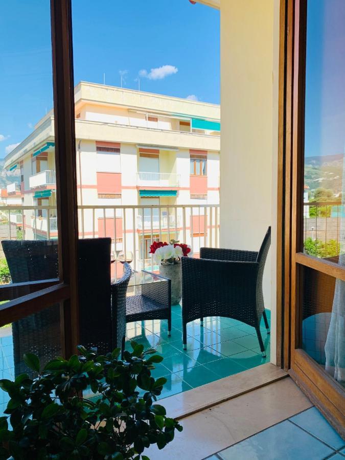 Apartmán Sorrento Moon Exteriér fotografie