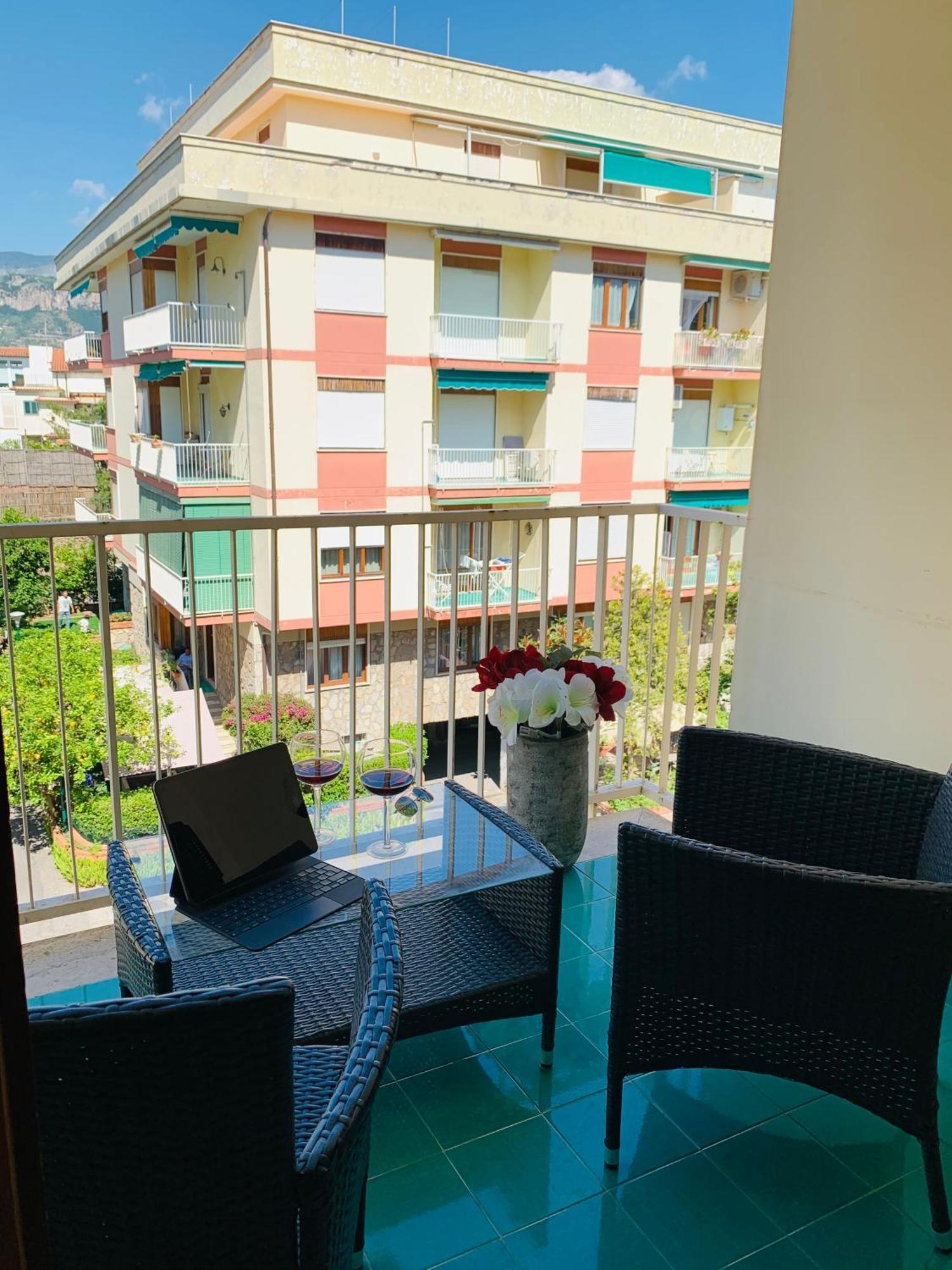 Apartmán Sorrento Moon Exteriér fotografie