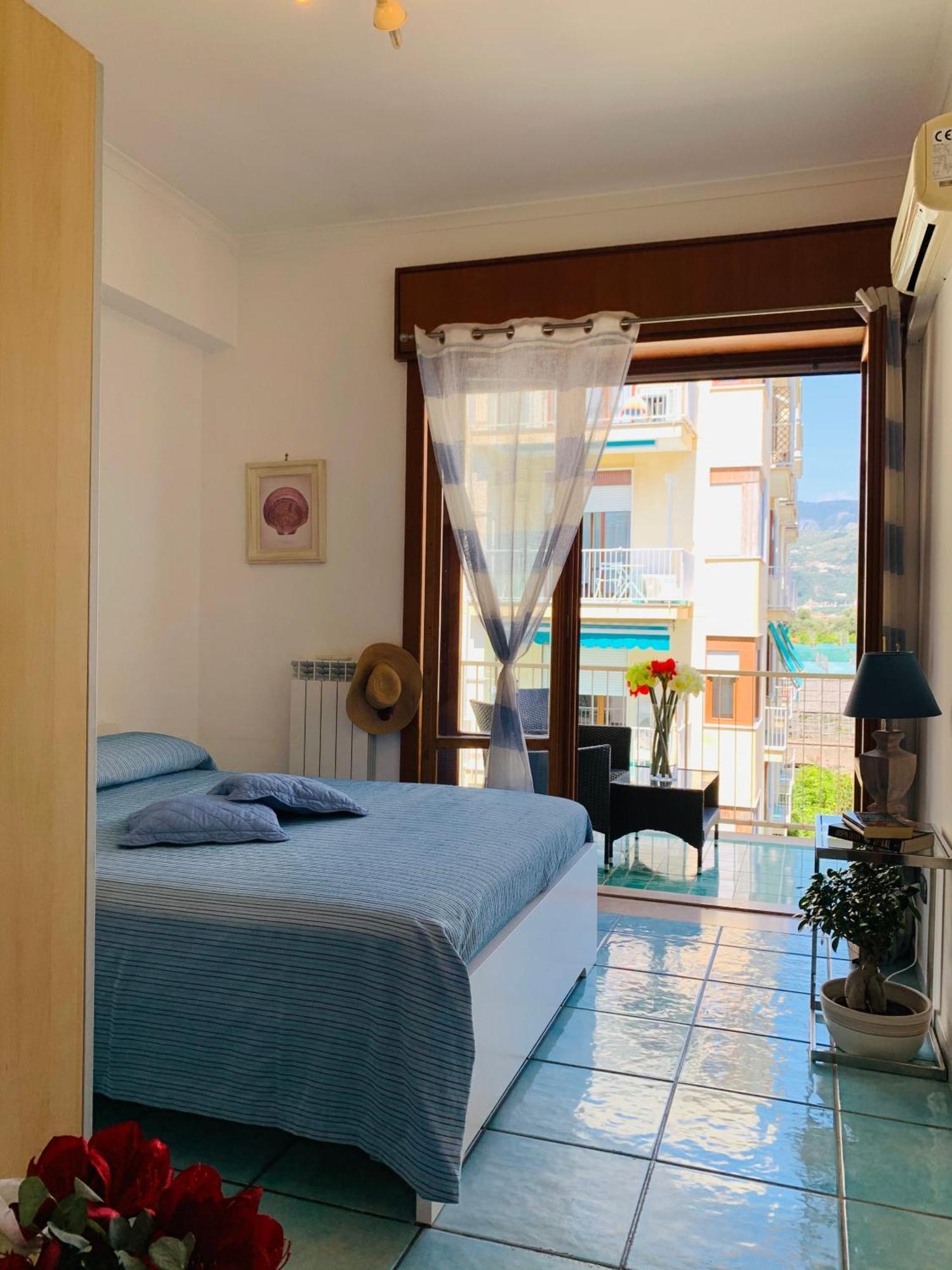 Apartmán Sorrento Moon Exteriér fotografie